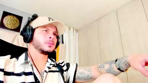 Mateo online show from November 6, 2:56 am