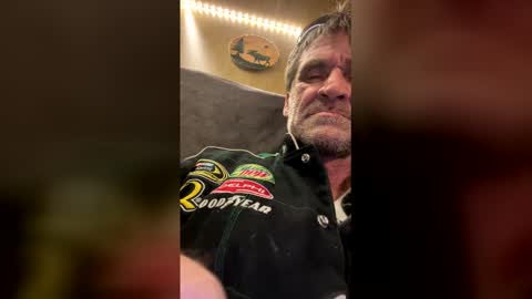 Snapshot of braboy4 chatting on April 4, 3:38 am braboy4 online show from April 4, 3:38 am