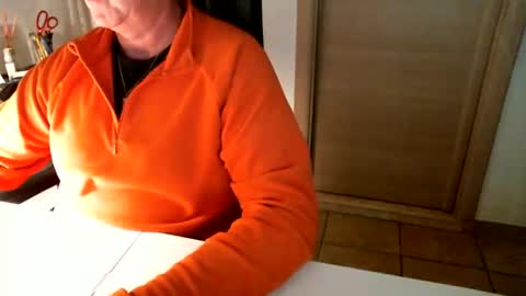 Snapshot of braccobald chatting on December 14, 4:09 pm Braccobald online show from December 14, 4:09 pm