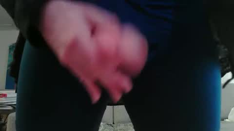 Snapshot of brad1346 chatting on April 4, 4:33 am brad1346 online show from April 4, 4:33 am