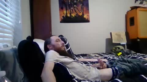 Snapshot of brad1989musiclife chatting on January 8, 10:45 pm GuitarBrad1989 online show from January 8, 10:45 pm