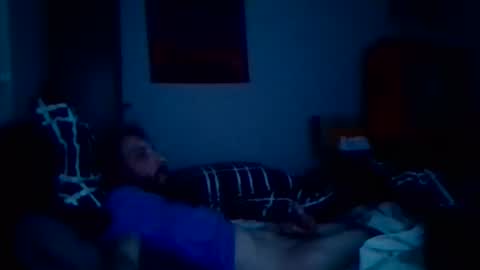 Snapshot of brad1989musiclife chatting on February 10, 9:24 am GuitarBrad1989 online show from February 10, 9:24 am