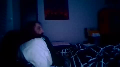 Snapshot of brad1989musiclife chatting on February 18, 6:31 am GuitarBrad1989 online show from February 18, 6:31 am