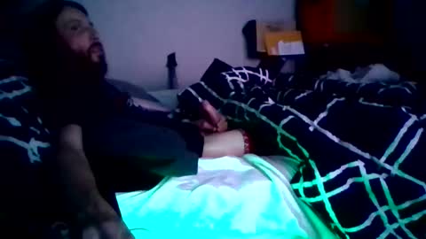 Snapshot of brad1989musiclife chatting on March 23, 12:58 am GuitarBrad1989 online show from March 23, 12:58 am