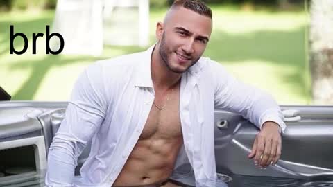 Snapshot of brad1_ chatting on December 10, 2:05 am instagramBrad mayers1twittermayersbrad online show from December 10, 2:05 am