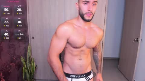 Snapshot of brad1_ chatting on February 5, 12:26 am instagramBrad mayers1twittermayersbrad online show from February 5, 12:26 am