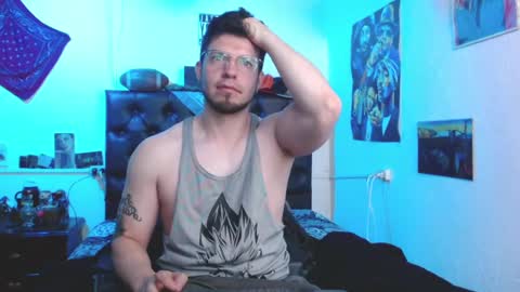 Snapshot of brad_hot_boy chatting on February 14, 3:26 pm brad hot boy online show from February 14, 3:26 pm