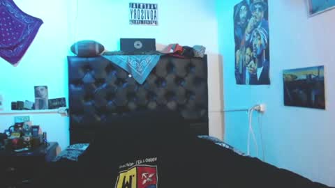 Snapshot of brad_hot_boy chatting on August 4, 10:56 pm brad hot boy online show from August 4, 10:56 pm