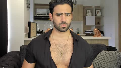 bradleymartin7 online show from January 17, 10:23 pm