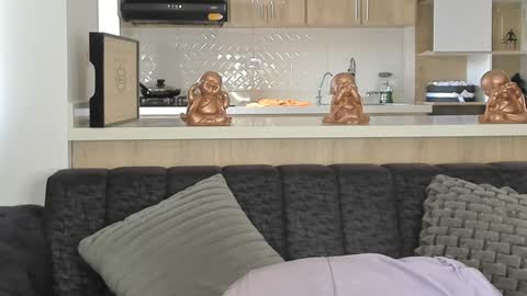 bradleymartin7 online show from January 18, 6:53 pm