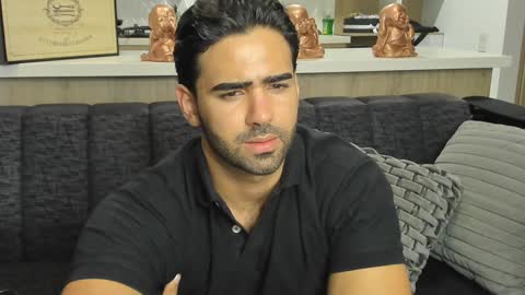 bradleymartin7 online show from February 7, 5:41 am