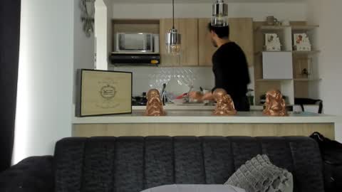 bradleymartin7 online show from February 9, 5:33 pm