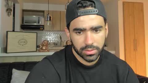 bradleymartin7 online show from October 7, 3:47 am