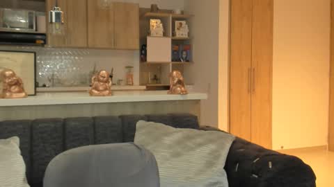 bradleymartin7 online show from January 7, 12:24 am