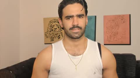 bradleymartin7 online show from May 9, 12:10 pm