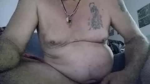 Snapshot of brady97400 chatting on March 8, 1:25 am brady97400 online show from March 8, 1:25 am