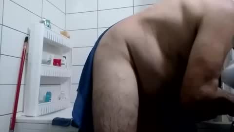 Snapshot of brady97400 chatting on March 10, 6:35 pm brady97400 online show from March 10, 6:35 pm