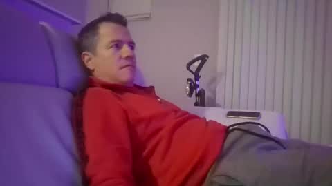 Snapshot of brafred1 chatting on April 20, 12:35 am brafred1 online show from April 20, 12:35 am