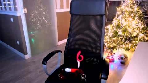 I see you X-twitter its braingirl online show from January 1, 5:11 pm