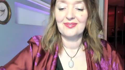 Snapshot of braingirl chatting on April 26, 5:32 pm I see you X-twitter its braingirl online show from April 26, 5:32 pm