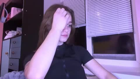 Snapshot of bralkissy chatting on March 6, 5:53 pm Kate online show from March 6, 5:53 pm