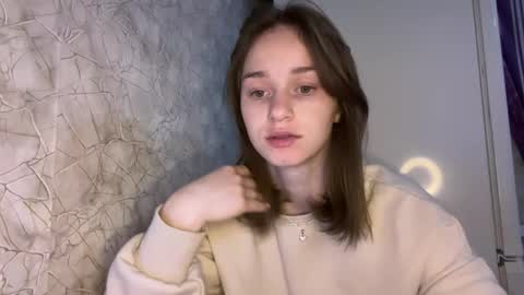 Snapshot of bralkissy chatting on March 23, 6:01 pm Kate online show from March 23, 6:01 pm