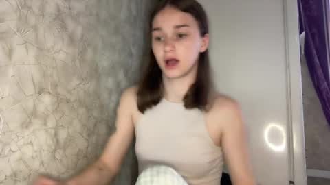 Kate online show from May 17, 2:57 pm
