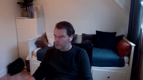 Bram online show from December 10, 11:32 am