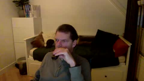 Bram online show from December 23, 4:06 pm