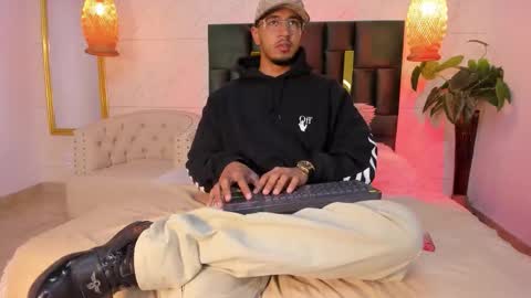 Brand  online show from November 22, 11:42 am