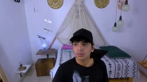 Snapshot of brand_hades chatting on September 20, 2:29 pm B R A N D online show from September 20, 2:29 pm