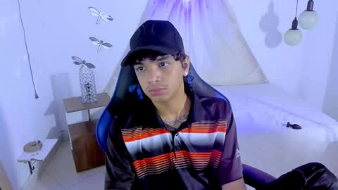 B R A N D online show from November 8, 3:23 pm