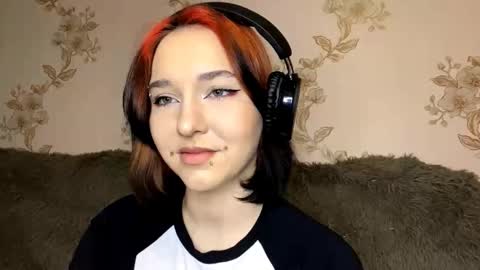 Emily online show from February 4, 6:25 pm