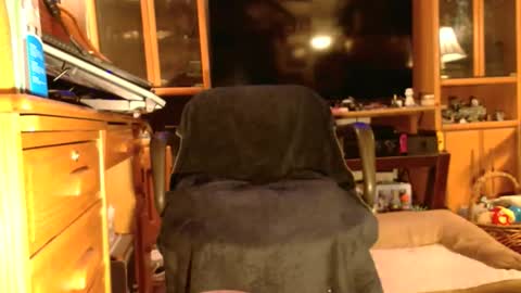 Snapshot of brandibme2 chatting on October 22, 1:17 am Brandi online show from October 22, 1:17 am