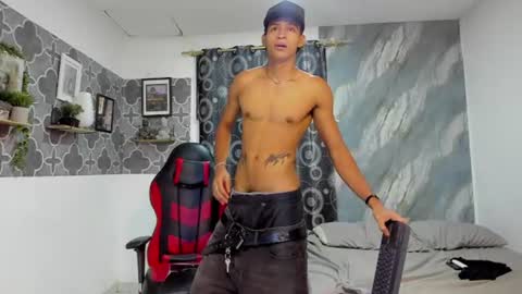 brandom_brook online show from July 25, 4:21 am