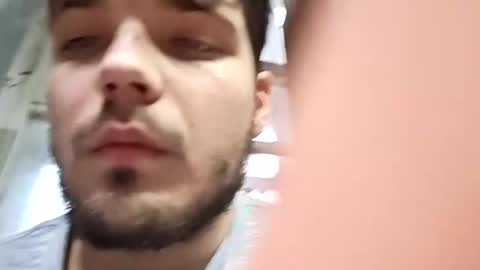 Snapshot of brandon_white_3 chatting on January 16, 12:20 pm Brandon online show from January 16, 12:20 pm