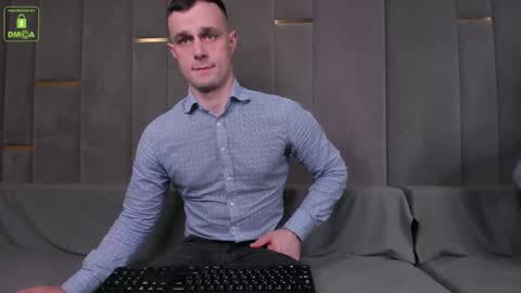 Snapshot of brandonnorriss chatting on January 27, 12:43 am BRANDON online show from January 27, 12:43 am