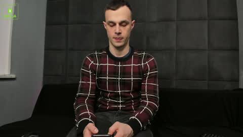 Snapshot of brandonnorriss chatting on February 5, 8:35 pm BRANDON online show from February 5, 8:35 pm
