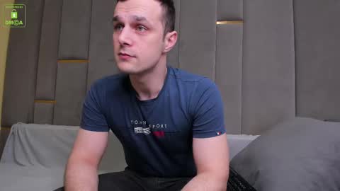Snapshot of brandonnorriss chatting on March 5, 3:40 am BRANDON online show from March 5, 3:40 am