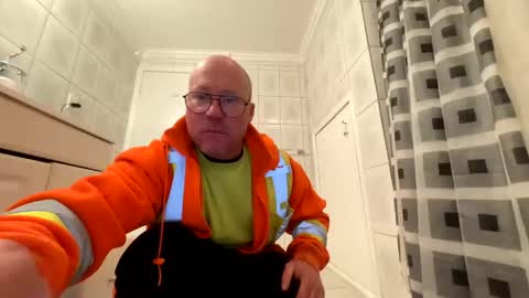 Snapshot of brandx420 chatting on April 1, 9:12 pm Brandx420 online show from April 1, 9:12 pm