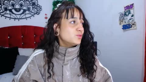 brandy_angell online show from January 4, 3:28 pm