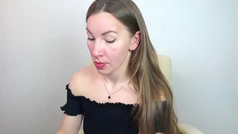 Snapshot of brandy_gem chatting on April 27, 1:53 pm Brandy Gem online show from April 27, 1:53 pm