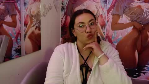 Brandy  online show from May 19, 1:17 pm