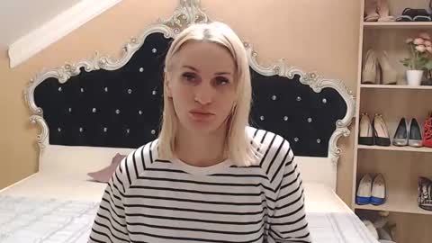 Snapshot of brandyweed chatting on October 20, 6:58 am brandyweed online show from October 20, 6:58 am