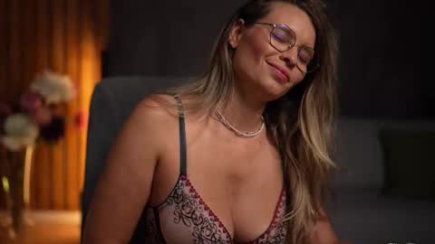 Alex online show from October 3, 4:20 am