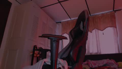 brasi_ online show from December 19, 7:10 pm