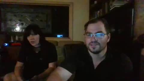 Snapshot of bratty_regrets chatting on October 22, 12:11 am Bratty Regrets online show from October 22, 12:11 am