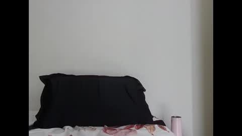 Snapshot of brattybonnie chatting on March 17, 2:31 pm Bratty Bonnie online show from March 17, 2:31 pm