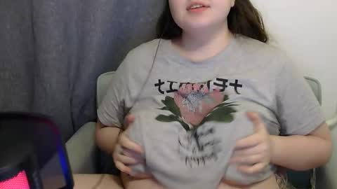 Emma online show from February 14, 9:00 pm