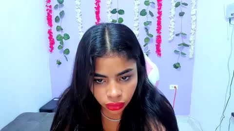 bratz_evans online show from December 21, 10:17 am